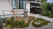 既存のものを新たに再利用した和風庭園